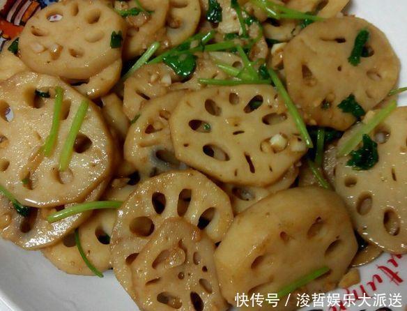 发黑|炒莲藕时,不要直接下锅,多加“一步”,保证炒的莲藕清脆不发黑