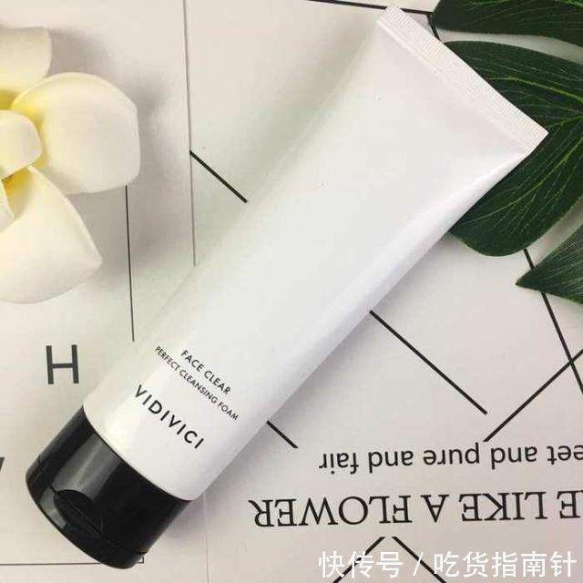 补水|洗面奶什么牌子的好用?这些洗面奶温和好用洗完后, 补水抗敏感!