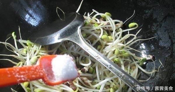 “它”发芽了千万别扔,吃对了营养翻倍,9成人不知,为家人收藏