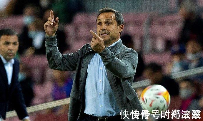 邊路|3輪只拿1分！巴薩依然看到不一樣的氣息，新教練新變化給哈維指路