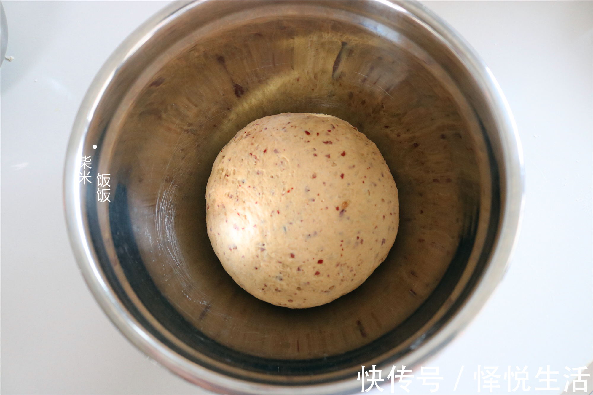 红枣肉|入秋之后,别总吃白馒头了,聪明女人都爱这样吃,蒸一蒸真香