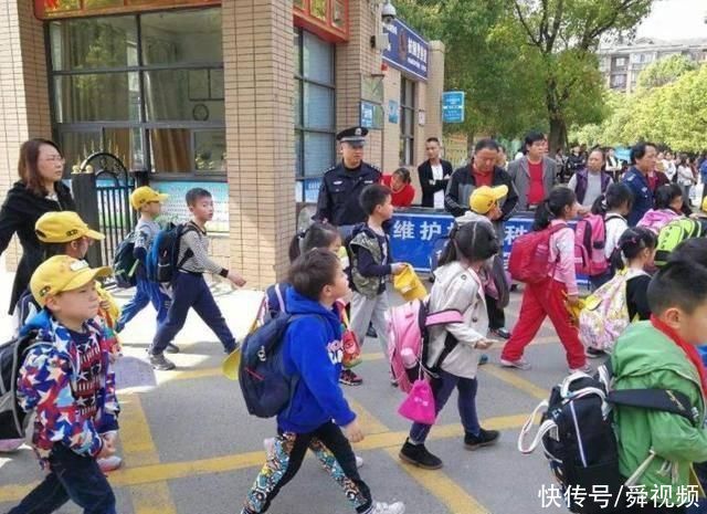 早上叫孩子起床时,尽量晚于这个时间点,是长身高的关键期