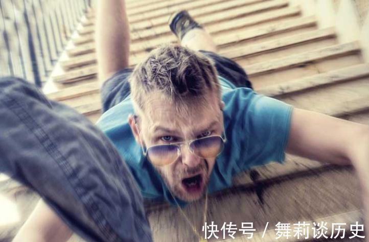 好吃|人到中年不管有钱没钱,多吃4种解馋零食,营养好吃又健康