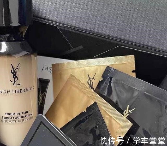 色号 YSL圣罗兰的粉底液B10好用吗!