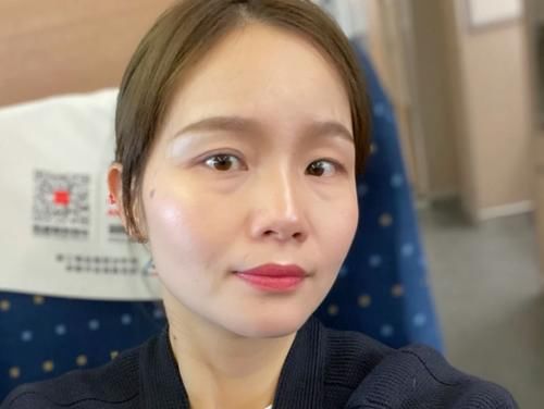 保养|更年期后老得更快？皮肤发出的4个“信号”要注意，早做保养