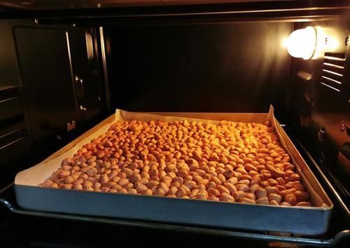 零食|网红零食雪花酥,在家做省事,半小时就能做一锅,简单易学