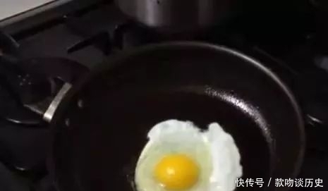 荷包蛋是冷油下锅,还是热油下锅?我今天才知道…