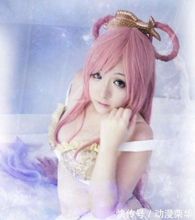 cos|《海贼王》cosplay的真谛,黄猿是天生的,女帝很美但差了点意思
