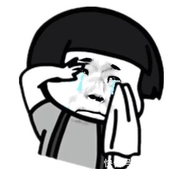 |幽默笑话:去超市买东西,收钱的是一个萌妹子