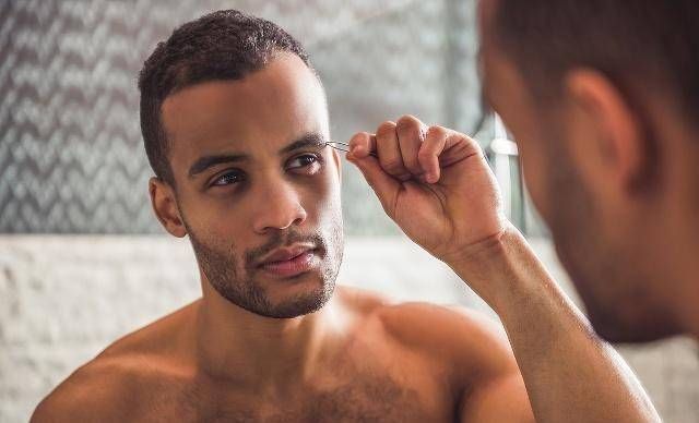 男性荷尔蒙旺盛的男人，大都有这三个共性，如果你也有，偷乐吧