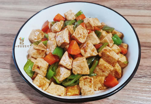 食材|在家做豆腐,牢记别直接下锅,多加1步,豆腐鲜嫩入味,咋做都香