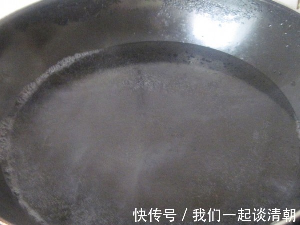 此种素馅饺子,孩子吃了,个头猛,女人吃了,脸色红润皮肤好