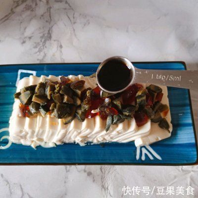 凉拌皮蛋豆腐|爆好吃！吃这菜凉拌皮蛋豆腐，米饭你得多备点