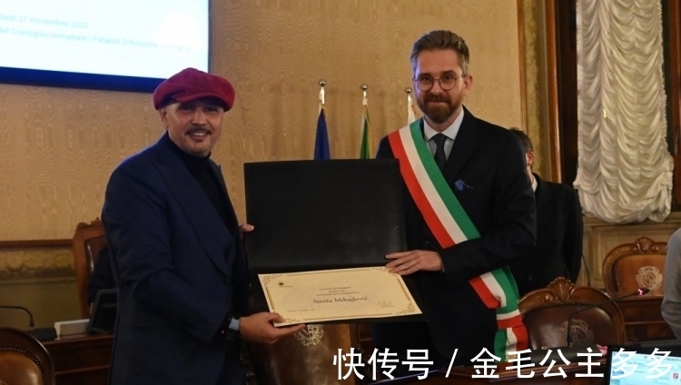 博洛尼亚|米哈谈获得博洛尼亚荣誉市民称号:罹患白血病并不让我感到羞耻