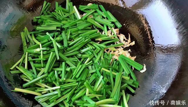 除了韭菜炒鸡蛋、西红柿炒鸡蛋,鸡蛋还能配什么