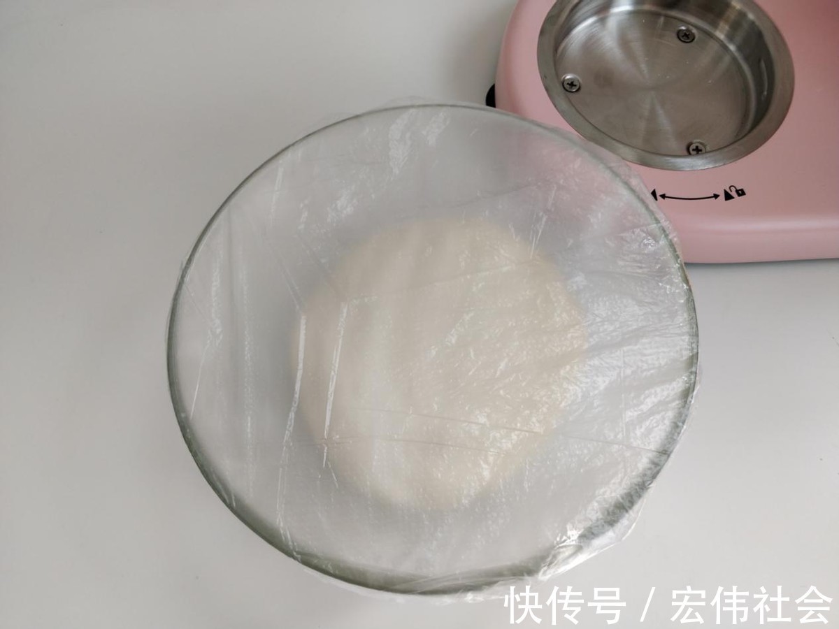 面饼|白菜猪肉水煎包,连吃一盘不过瘾,早餐不用出去吃了