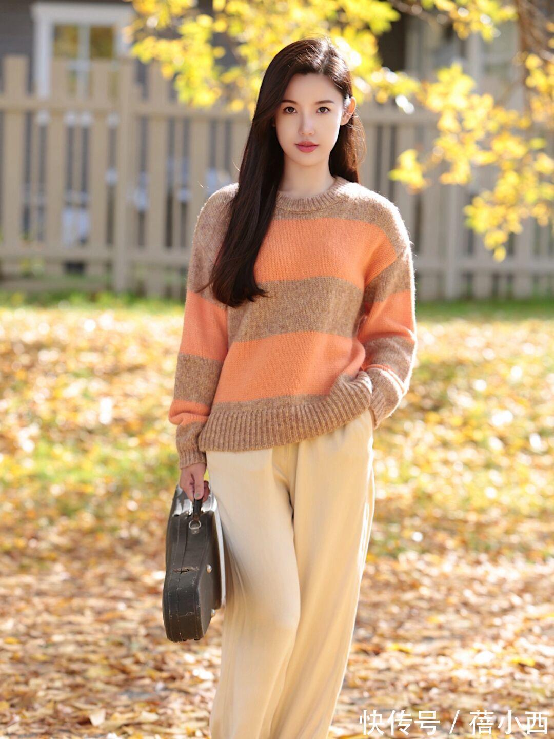 毛衣|春季还是穿“毛衣”最优雅,配裤子和半身裙,都比你想象中更时尚