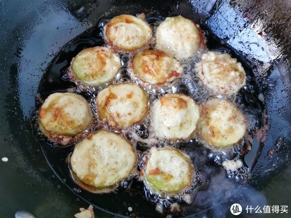 茄子的神仙吃法!外焦里嫩,下酒下饭还能当零食,调脆皮糊是关键