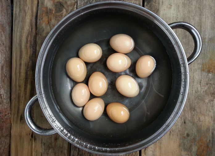 做五香茶叶蛋，用什么茶？教你正确做法，个个入味，茶香浓郁