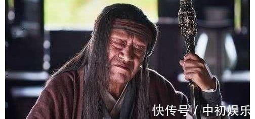 丘处机@王重阳武功天下第一,但他的徒弟却很弱,射雕通过细节揭示了原因