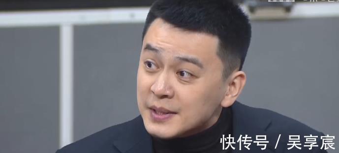 韩德君|杨鸣不满判罚被吹技犯,吉布森连续4次罚球追平,郭艾伦单节9+3