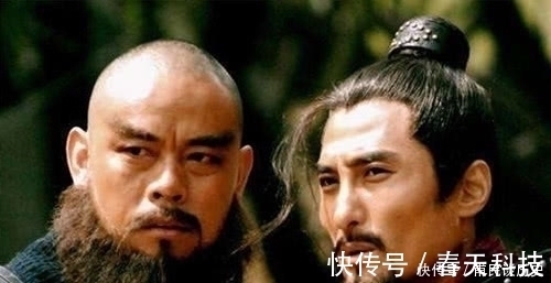 宋江@宋江每回说让位,总挑不敢接的人说,梁山有两人敢接,他不肯真让