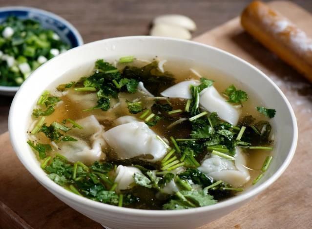 宝妈|产后第一天吃什么?吃对了利于产妇恢复,吃错了影响新生儿!