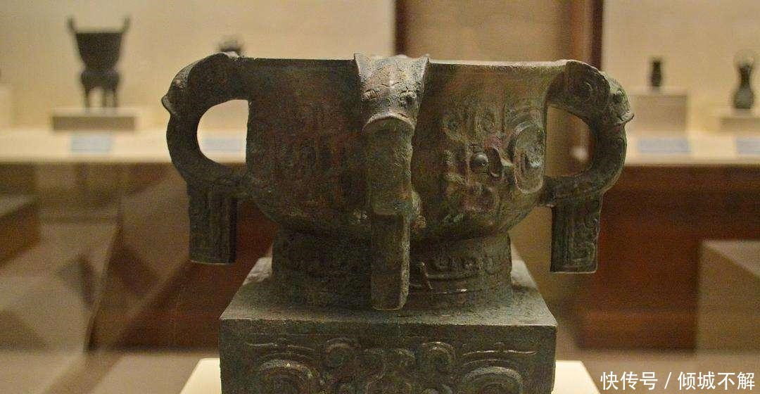 消失了100年的青铜器突然回归,铭文78个字,引得专家遐想连篇!
