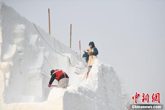 “无声”雪雕团队：用另一种方式“述说”对冰雪的爱