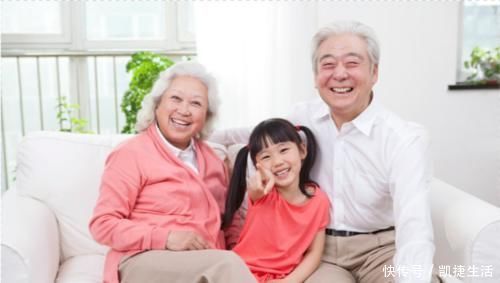 名牌大学|我为什么要结束“丁克”?一位38岁高龄孕妈值得深思的心路历程