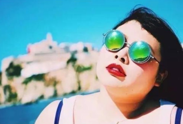 外国|外国女子体重200斤,身上却没有一丝赘肉,网友都长对地方了!