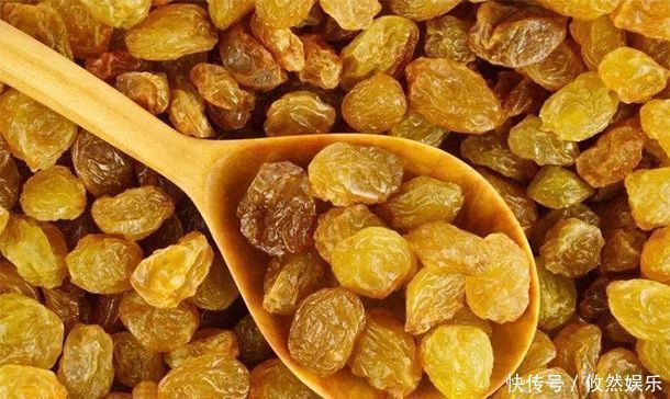 葡萄干|女人到了50岁,睡前多吃点“它”,有3“大好”,养生又“长寿”