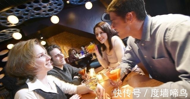 糖尿病并发症|糖尿病患者能喝酒吗?看看3个变化,你就有答案了