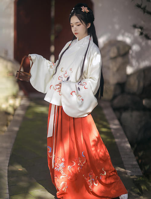 这几家店铺的汉服，既白菜又好看，性价比很高