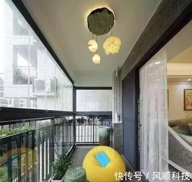 客厅|去朋友家串门,一进门就被美到了,很喜欢这样的客厅装修,漂亮