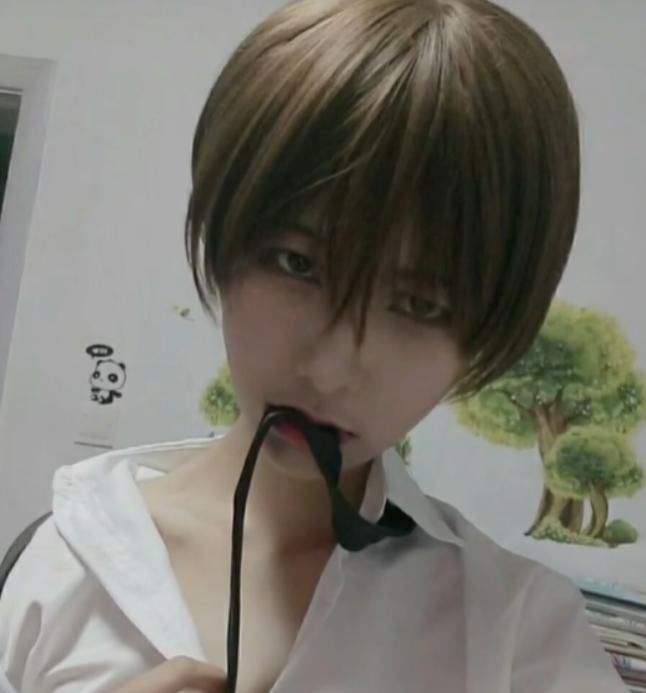 小姐姐|少女步入C圈，全身心潜力被挖掘，成功走上“变性”人生