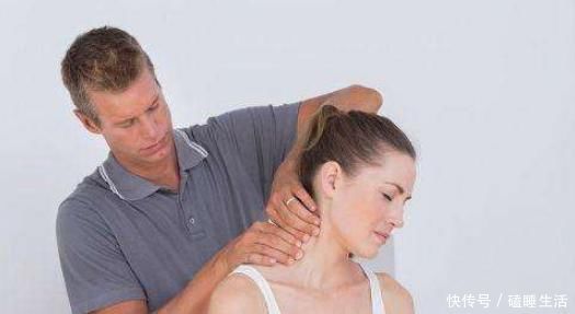 老祖宗|老祖宗传下来的“按摩手法”,每天按一按,跟颈椎病说拜拜