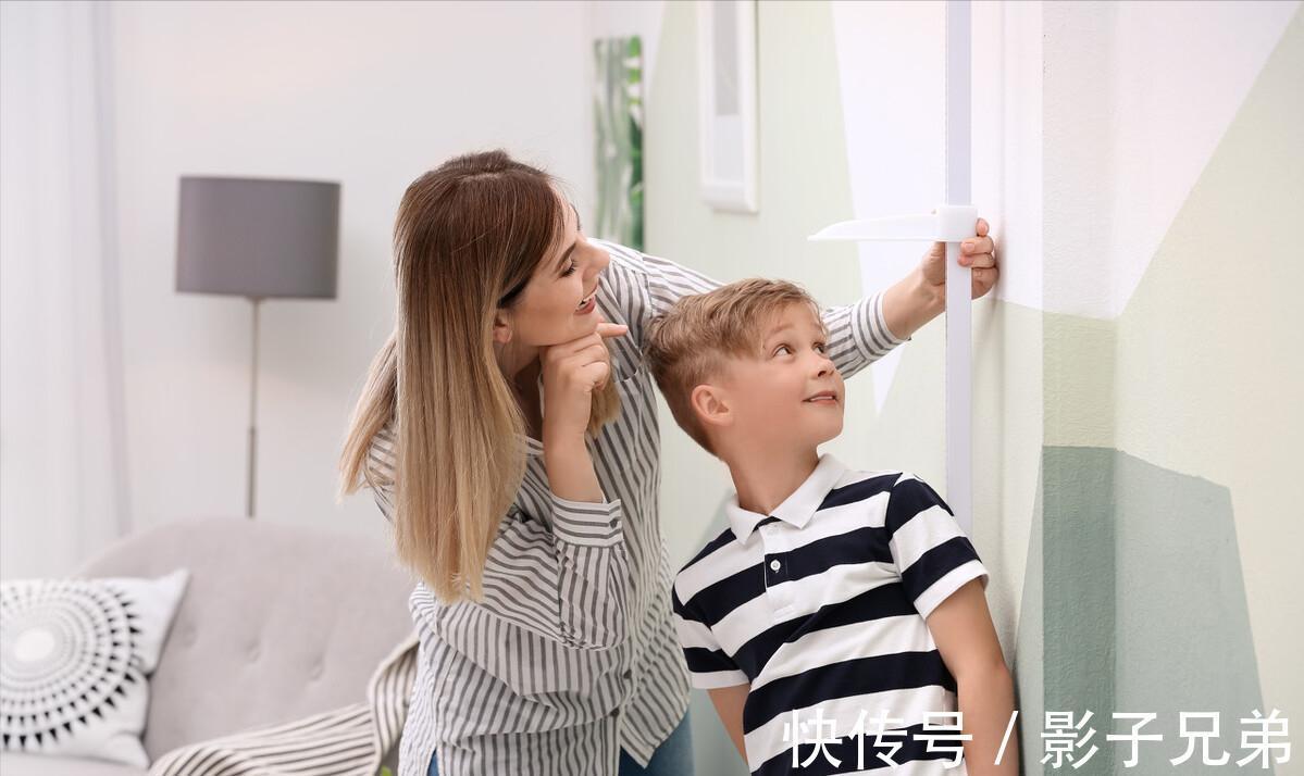 食物|医生 提醒:这3物少给孩子吃,容易积食还伤脾胃,延缓身体发育