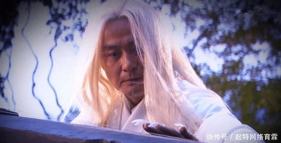 大门|金庸笔下2大奇葩门派,一山不容二虎,他们却寄人篱下却成大门派