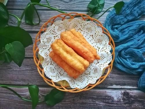 这么地道的中式早餐，在家自己就能做，外酥里嫩，美味可口