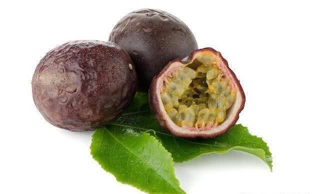 子宫|女性来例假时,多吃这几种食物,排出子宫污血,人更显年轻