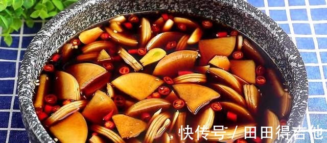 80岁老奶奶,教我腌萝卜3个诀窍,酸辣脆嫩,放上一年都不坏!