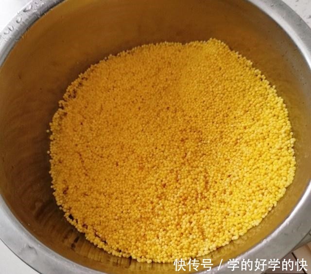 南瓜小米粥,粘稠又美味!