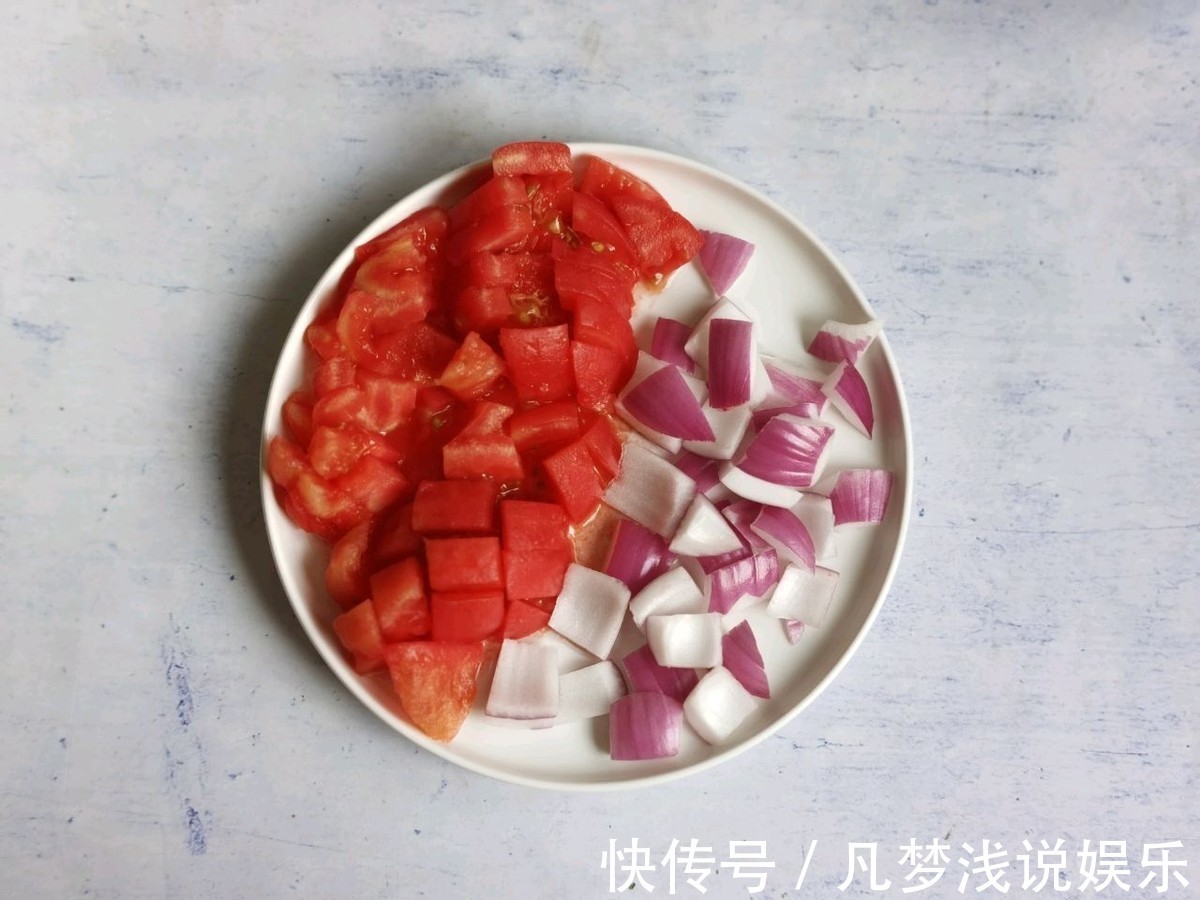 吃西餐|酸酸甜甜,茄汁甜虾意面,学会它,在家也能快速吃西餐!