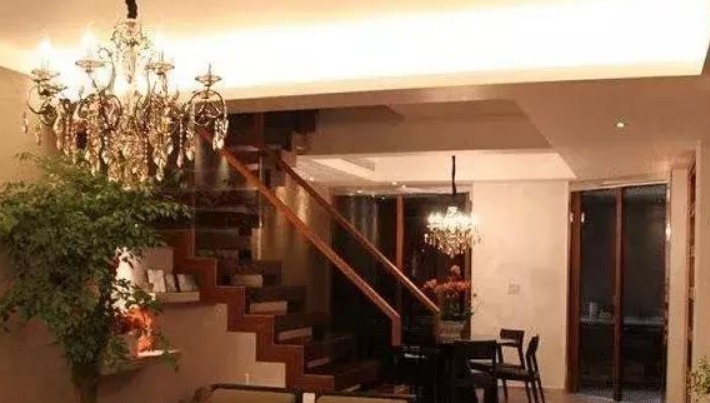 房价|为什么买房很少有人挑“复式房”?过来人说出原因,确实有点坑!