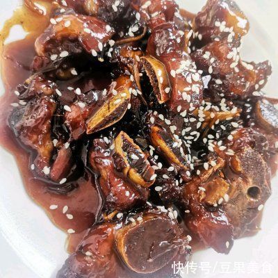 盐调|只要掌握好比例,新手糖醋排骨就能一次成功