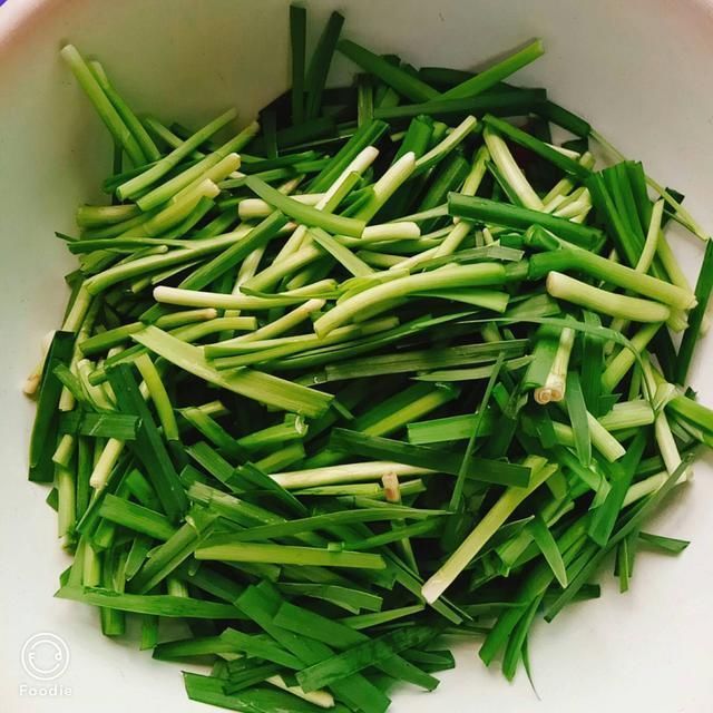 韭菜别再炒鸡蛋了,和“它”搭配,孩子常吃补营养,还护肤明目