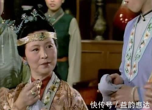 感叹|贾府中的丫头们有多娇贵?三个细节令人感叹,难怪她们都不愿出去