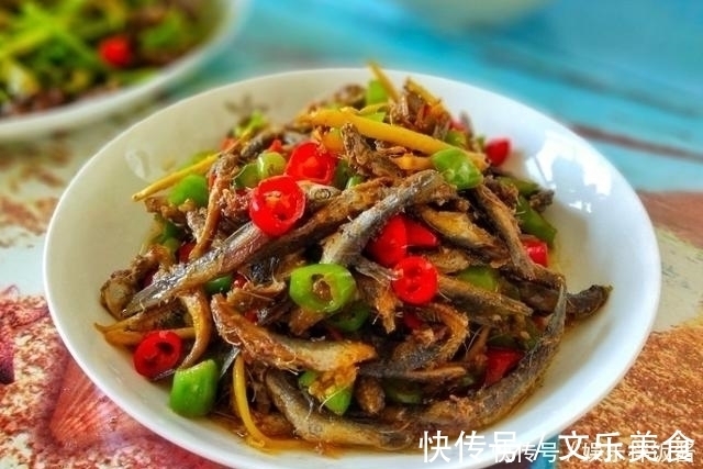 小圆|去朋友家吃饭，做了三菜一汤，花了100元不到，你看值不值