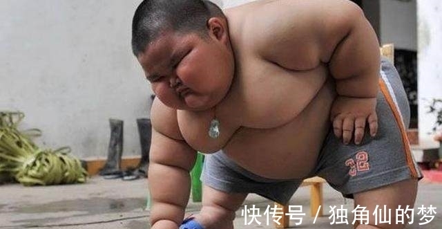 运动减肥|为何三岁孩童胖成一百五十斤?家长说已经成瘾戒不掉!